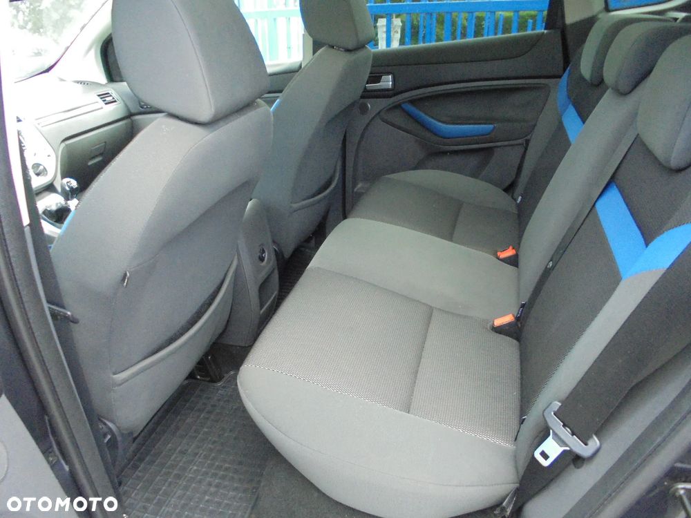 Ford Kuga 2.0 TDCi 4x4 Trend - 10