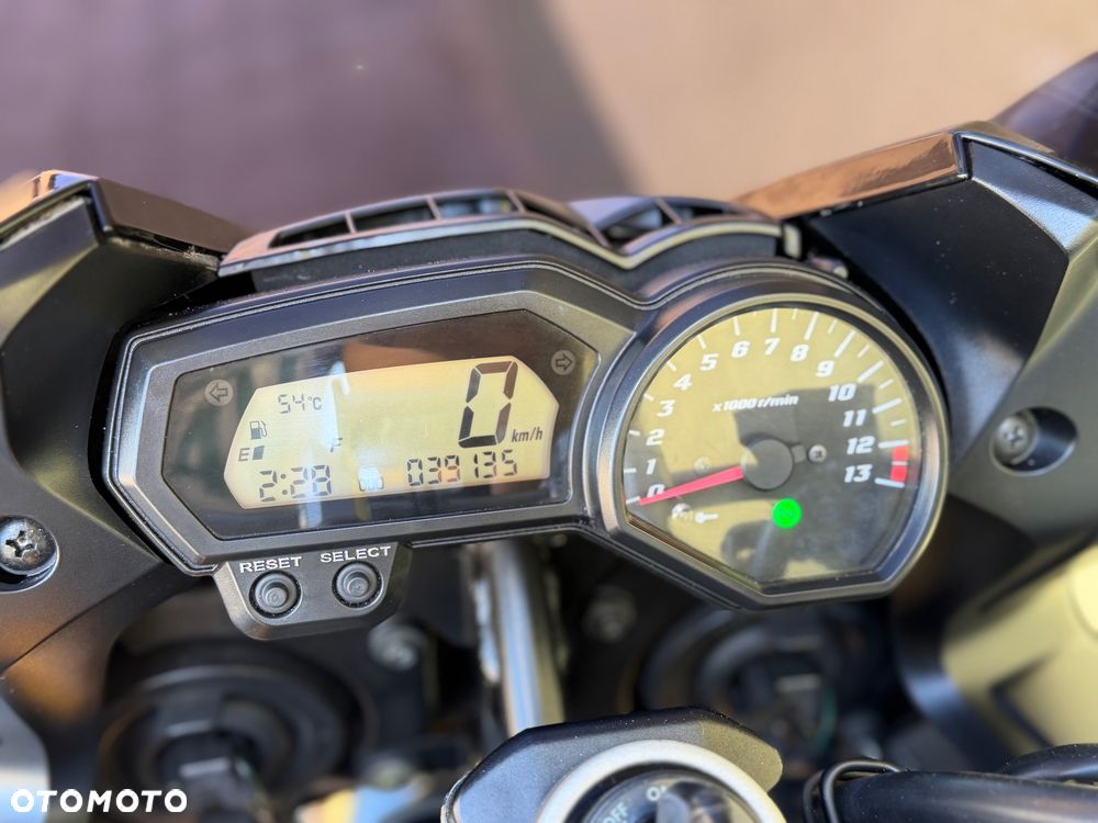 Yamaha FZ - 37