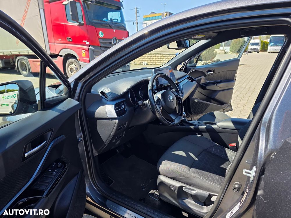 Toyota C-HR 2.0 Team Deutschland - 14