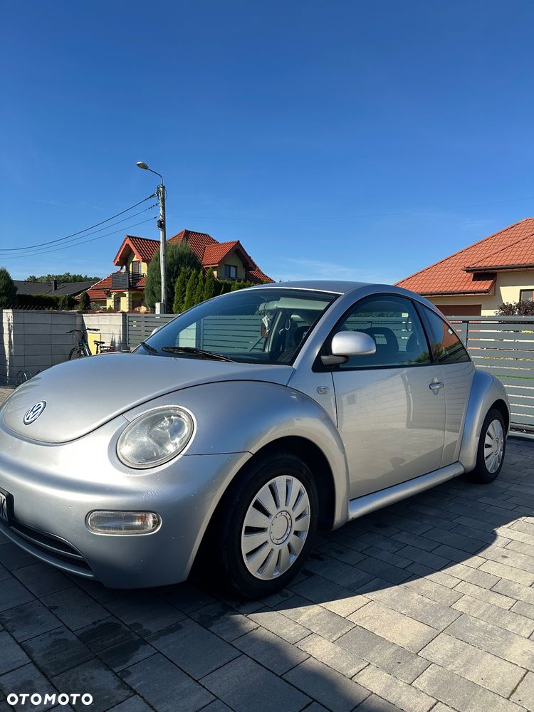 Volkswagen New Beetle 2.0 - 12