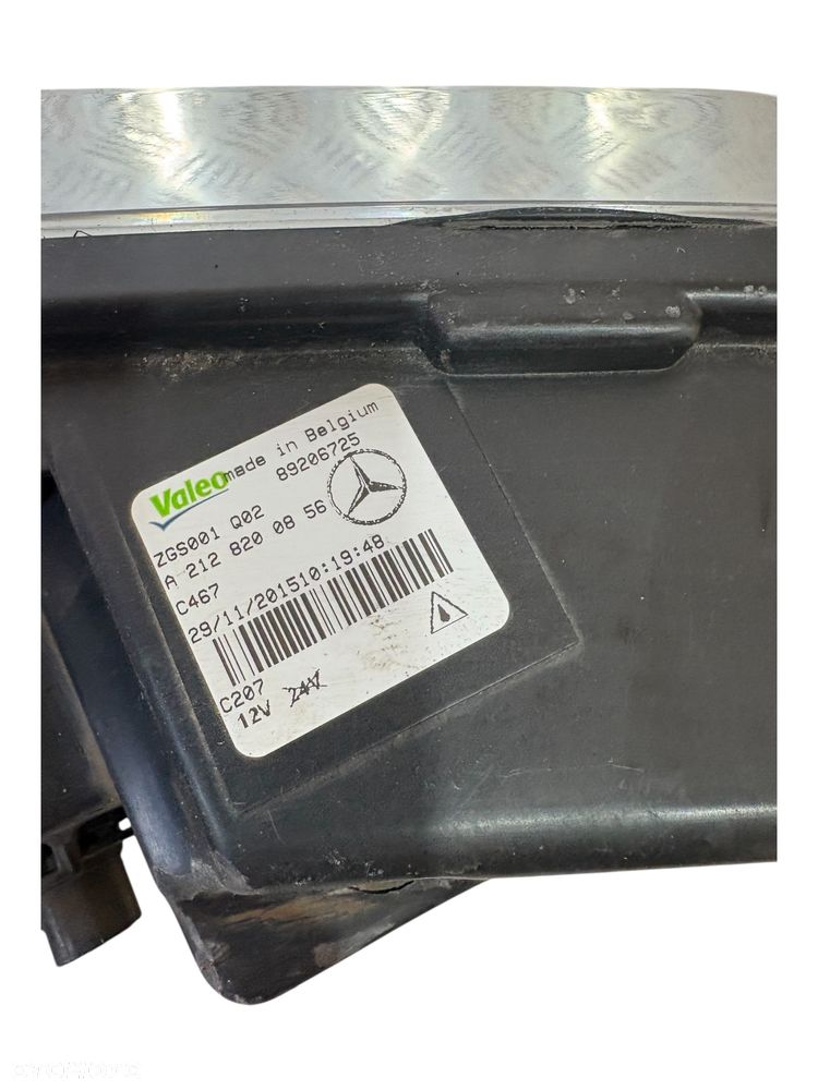 Prawy led drl Mercedes E-klasa 212 A207 Coupe A2128200856 - 3