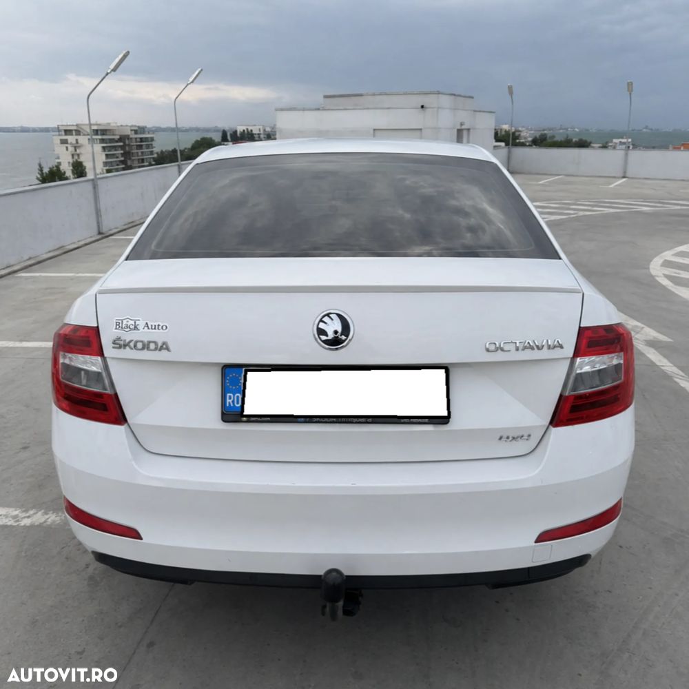 Skoda Octavia 2.0 TDI 4x4 DSG Style - 3