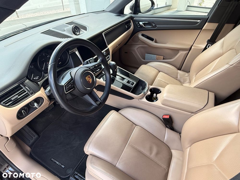 Porsche Macan Standard - 15