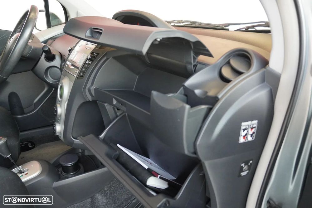 Toyota Yaris 1.0 VVT-i Sol High Pack MMT - 17