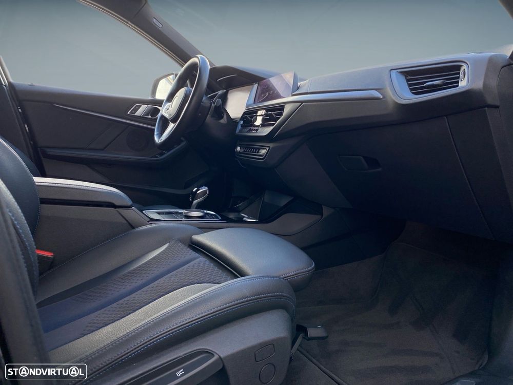 BMW 116 d Pack Desportivo M Auto - 13