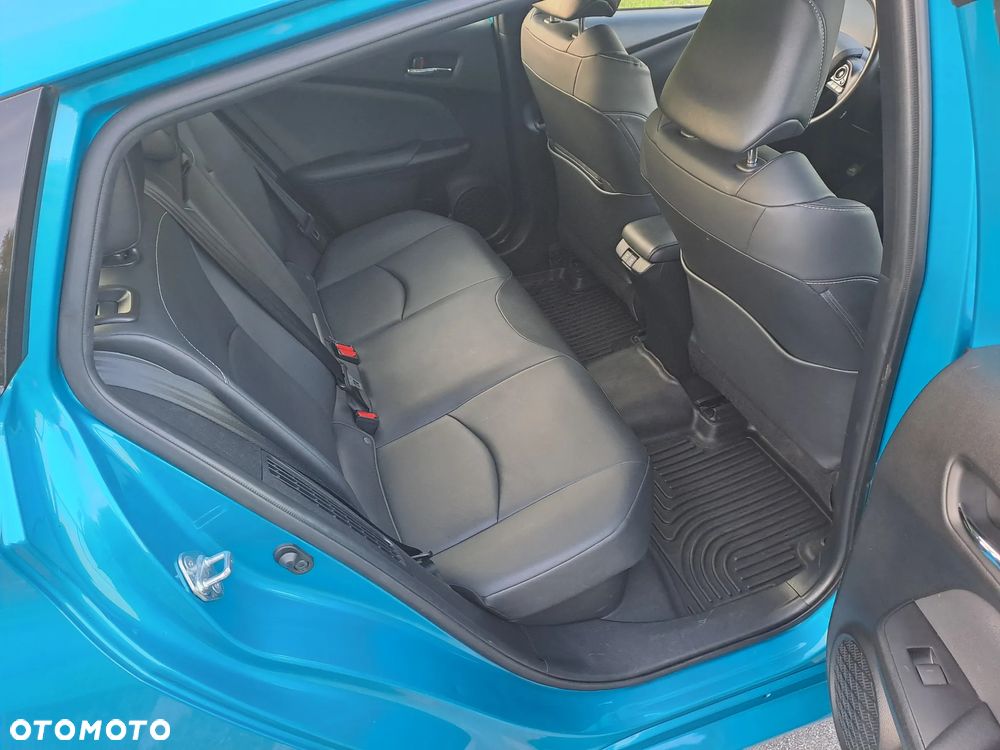 Toyota Prius 1.8 HSD Prestige - 13