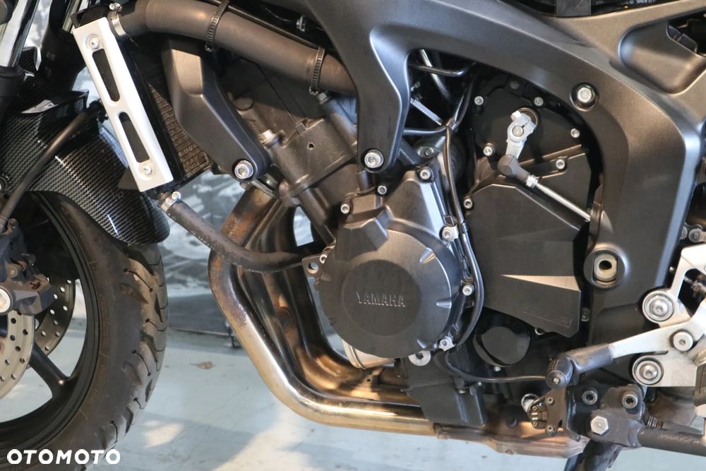 Yamaha FZ6 - 5