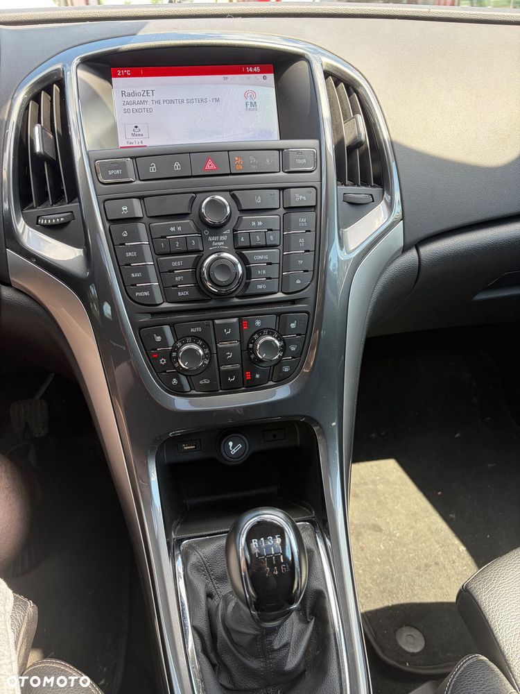 Opel Astra 2.0 CDTI Cosmo - 8