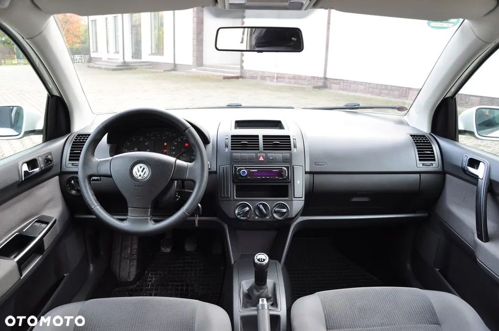 Volkswagen Polo 1.4 Comfortline - 5