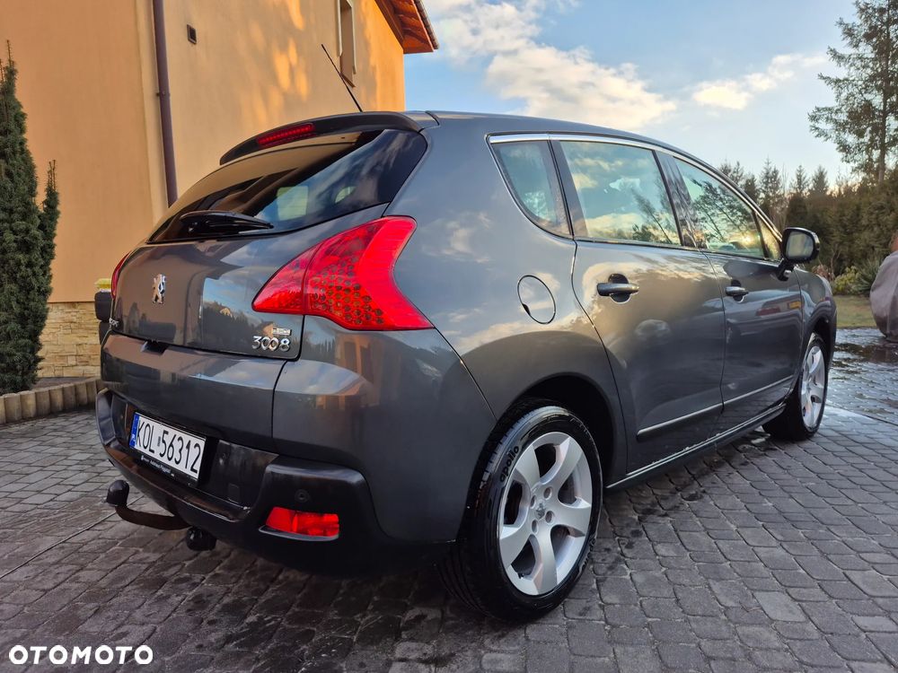 Peugeot 3008 1.6 HDi Premium - 4