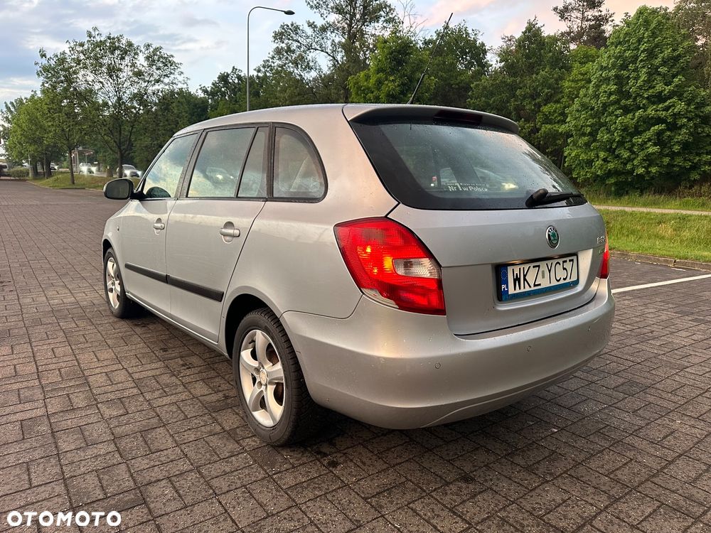 Skoda Fabia 1.6 TDI DPF Comfort - 3