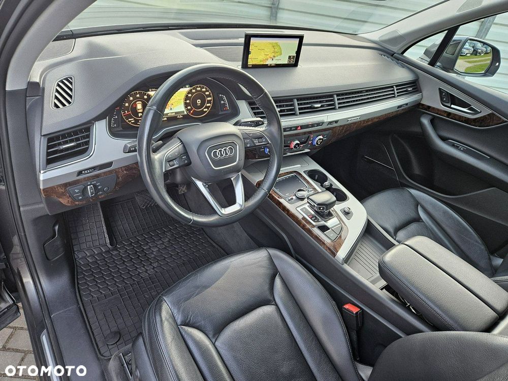 Audi Q7 - 21