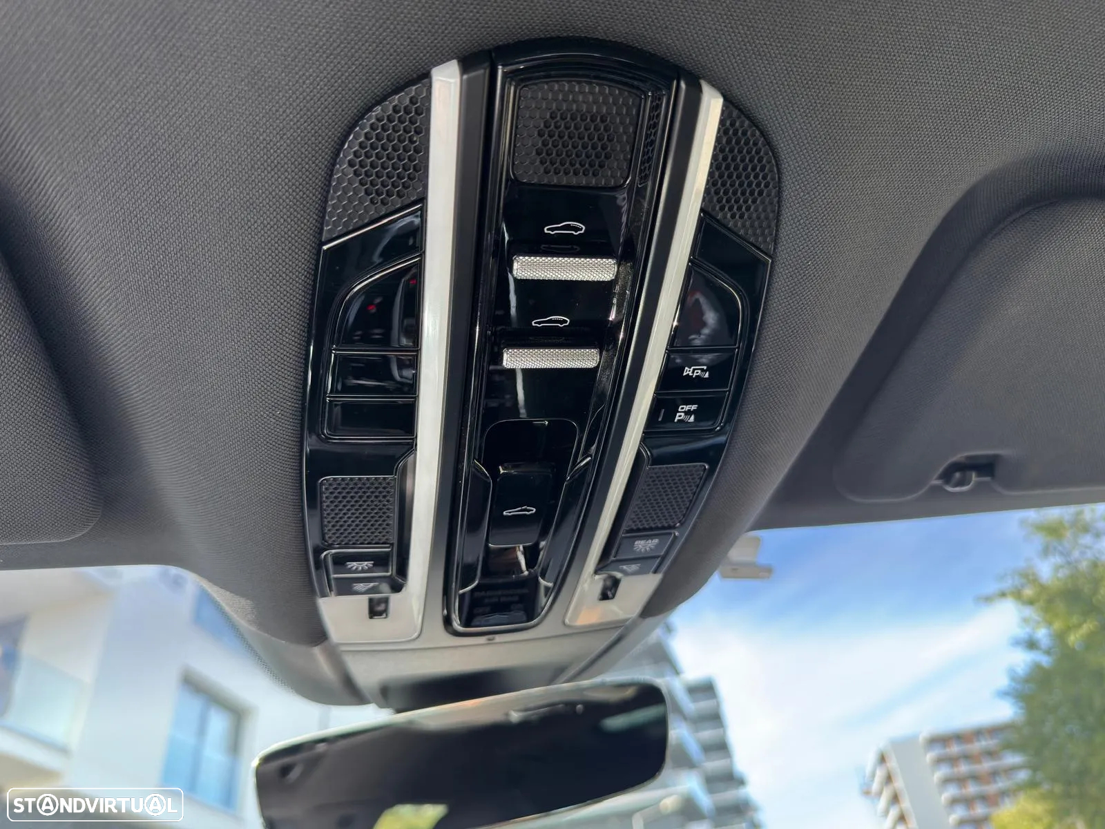 Porsche Panamera Sport Turismo 4 E-Hybrid - 24