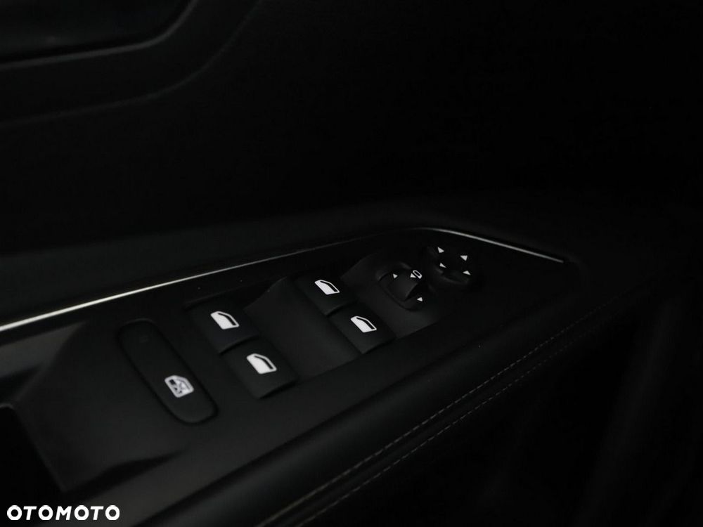 Peugeot 5008 PureTech 130 EAT8 Stop & Start Allure Business-Paket - 39