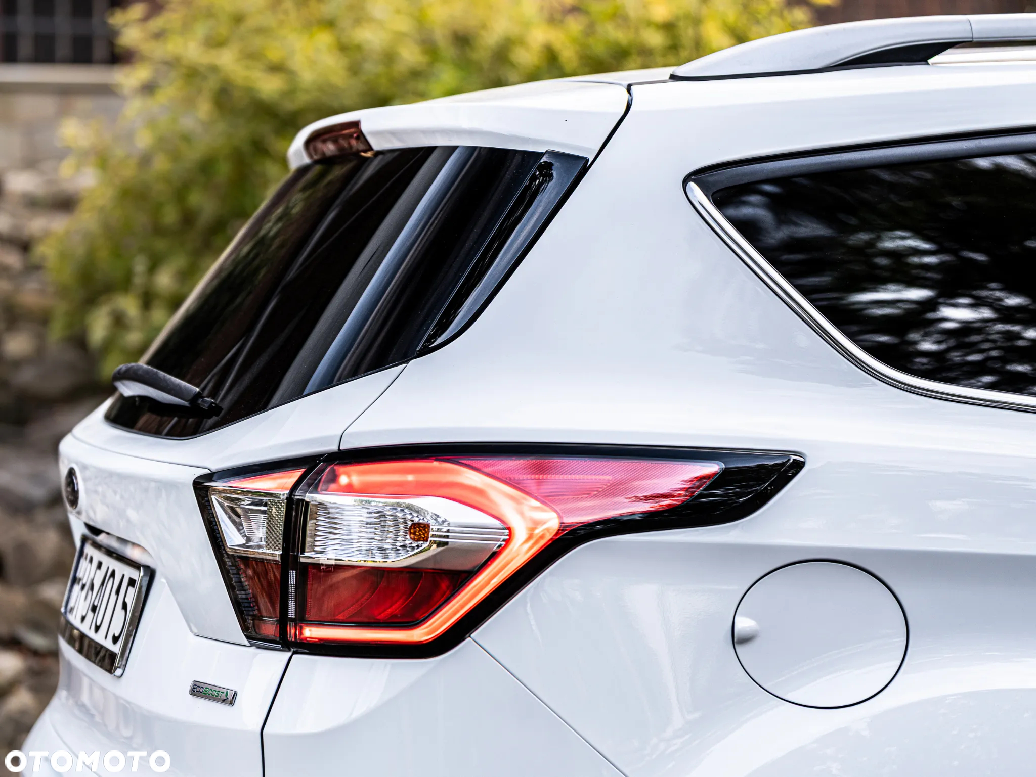 Ford Kuga 1.5 EcoBoost 4x4 Titanium - 36