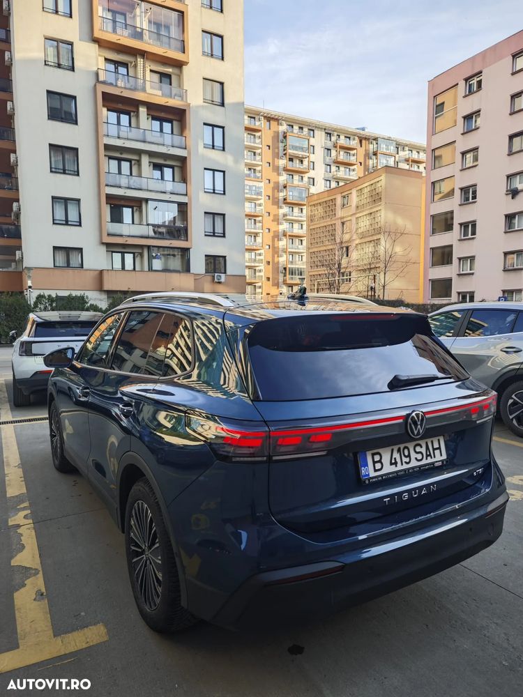 Volkswagen Tiguan - 6