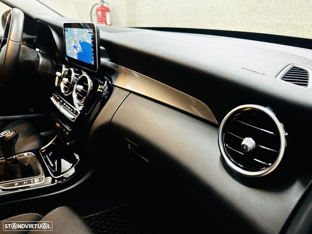 Mercedes-Benz C 180 d Station Exclusive - 40