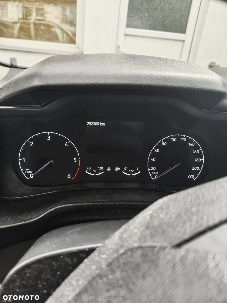 Ford TRANSIT CONNECT - 8