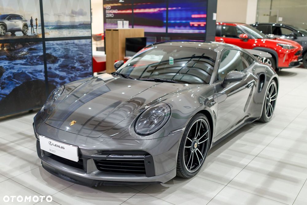 Porsche 911 Turbo - 4