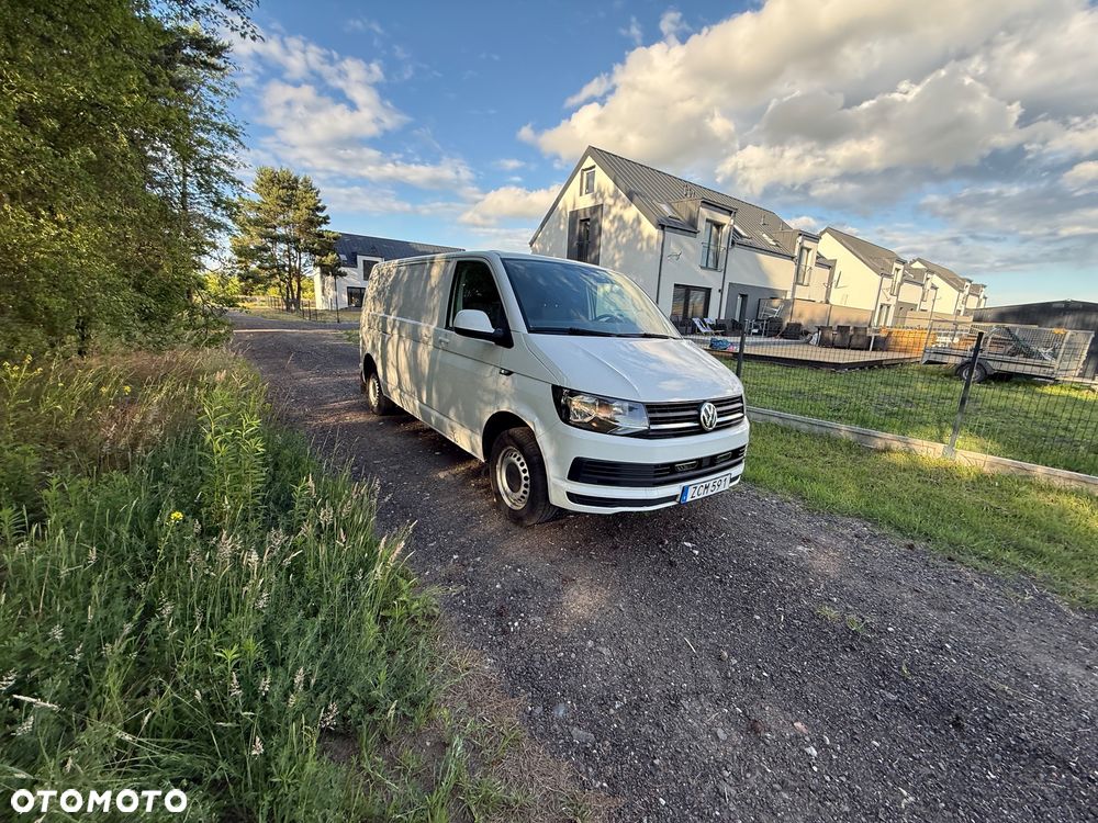 Volkswagen Transporter - 2