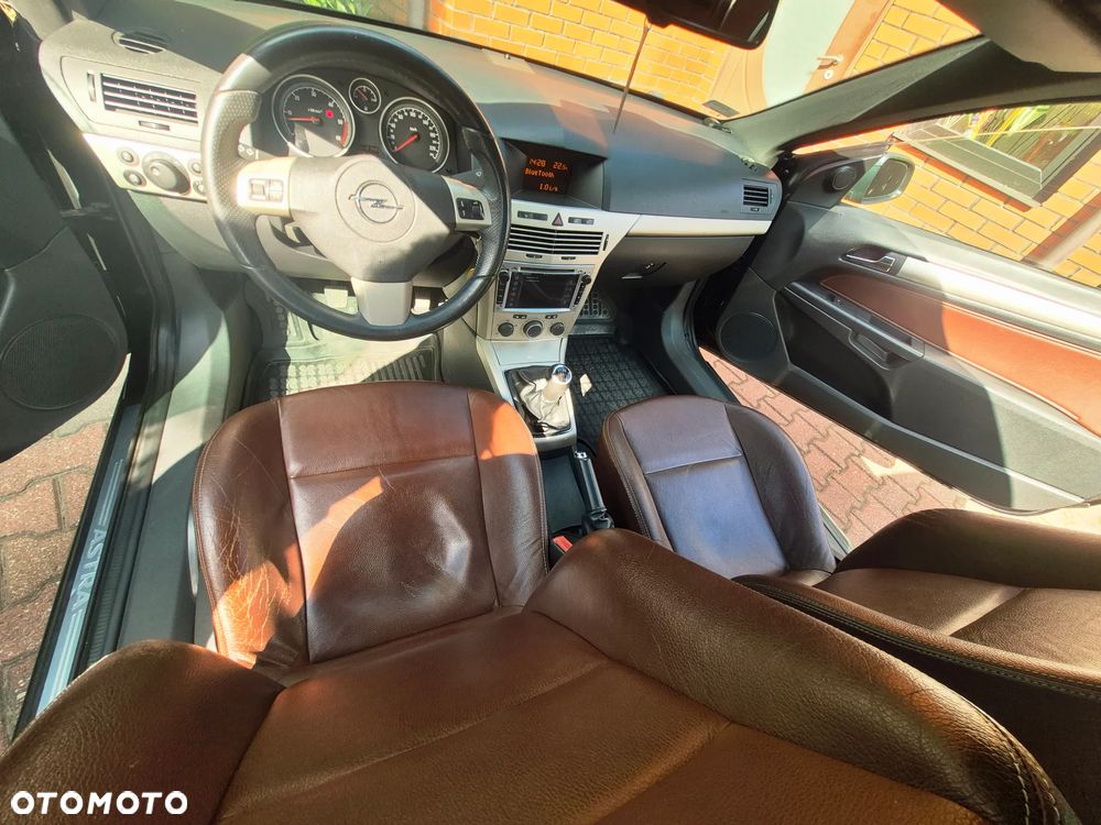 Opel Astra 1.9 CDTI Cosmo - 5