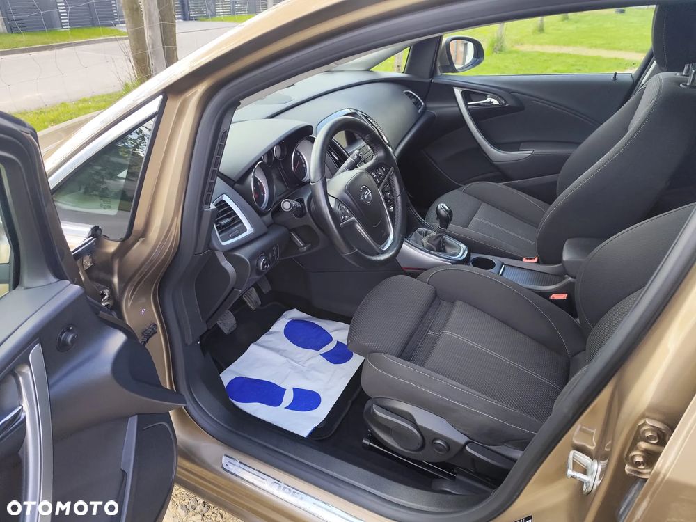 Opel Astra 2.0 CDTI DPF SportsTourer Style - 21