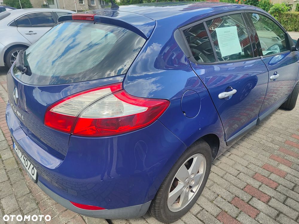 Renault Megane 1.6 16V 110 Dynamique - 12