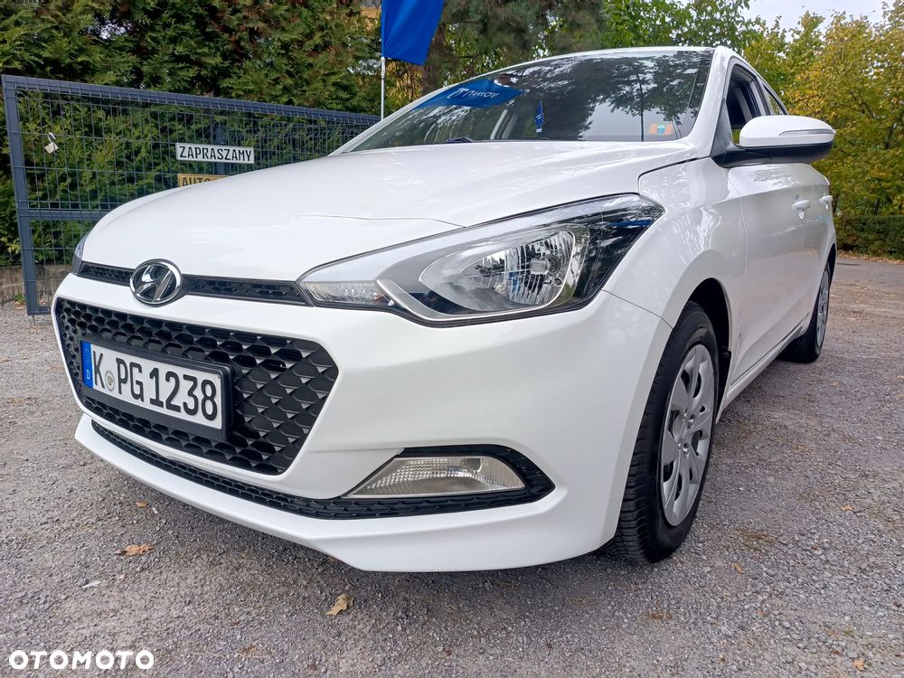 Hyundai i20 - 15