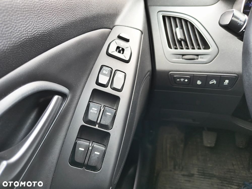 Hyundai ix35 1.7 CRDi Comfort 2WD - 18