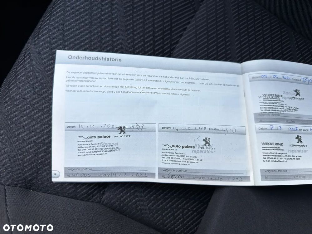 Peugeot 3008 1.6 HDi Premium - 36