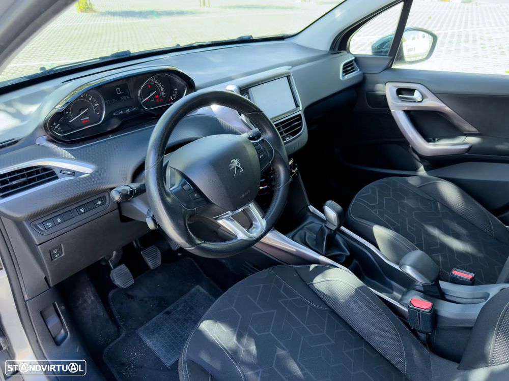 Peugeot 2008 1.2 VTi Active - 12