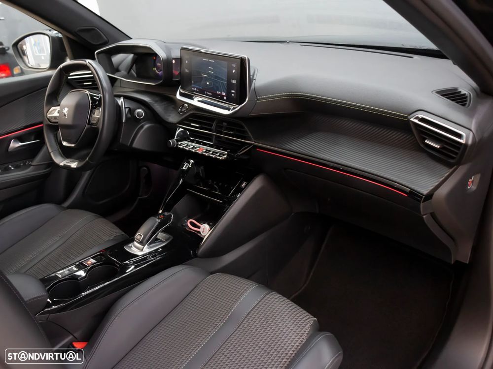 Peugeot 2008 1.5 BlueHDi GT Line EAT8 - 15