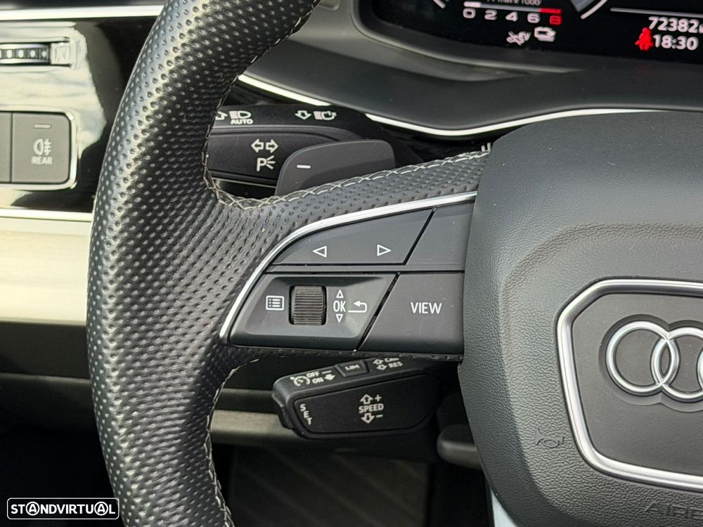 Audi Q7 60 TFSIe quattro S line Tiptronic - 36