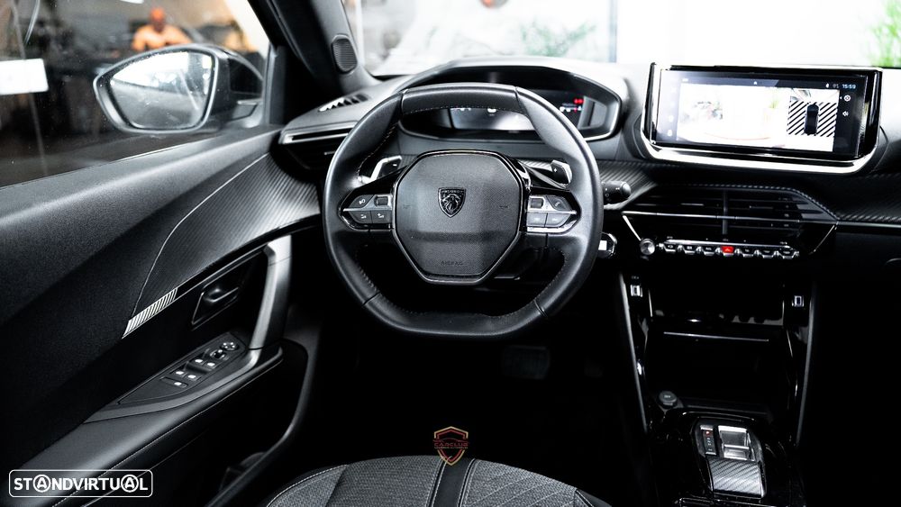 Peugeot 2008 1.5 BlueHDi Allure Pack EAT8 - 21