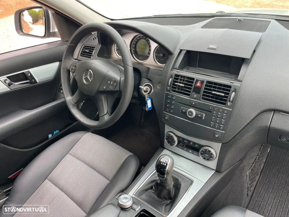 Mercedes-Benz C 200 CDi Avantgarde - 39
