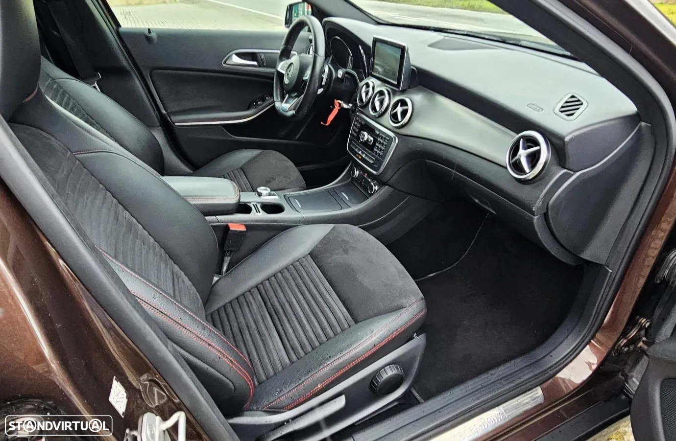 Mercedes-Benz GLA 180 CDi AMG Line Aut. - 5