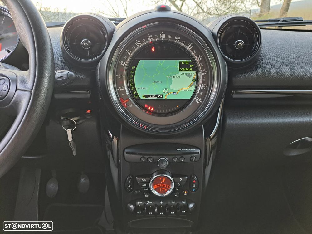 MINI Paceman Cooper D - 18