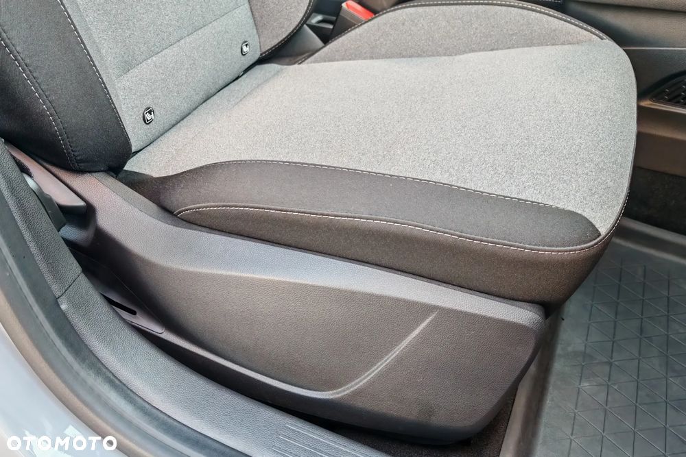 Renault Clio 1.0 TCe Evolution - 21