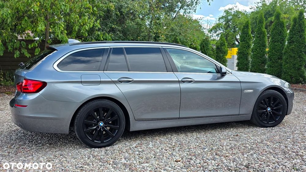 BMW Seria 5 520d - 14