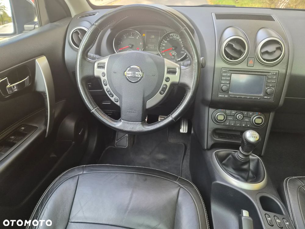 Nissan Qashqai - 12