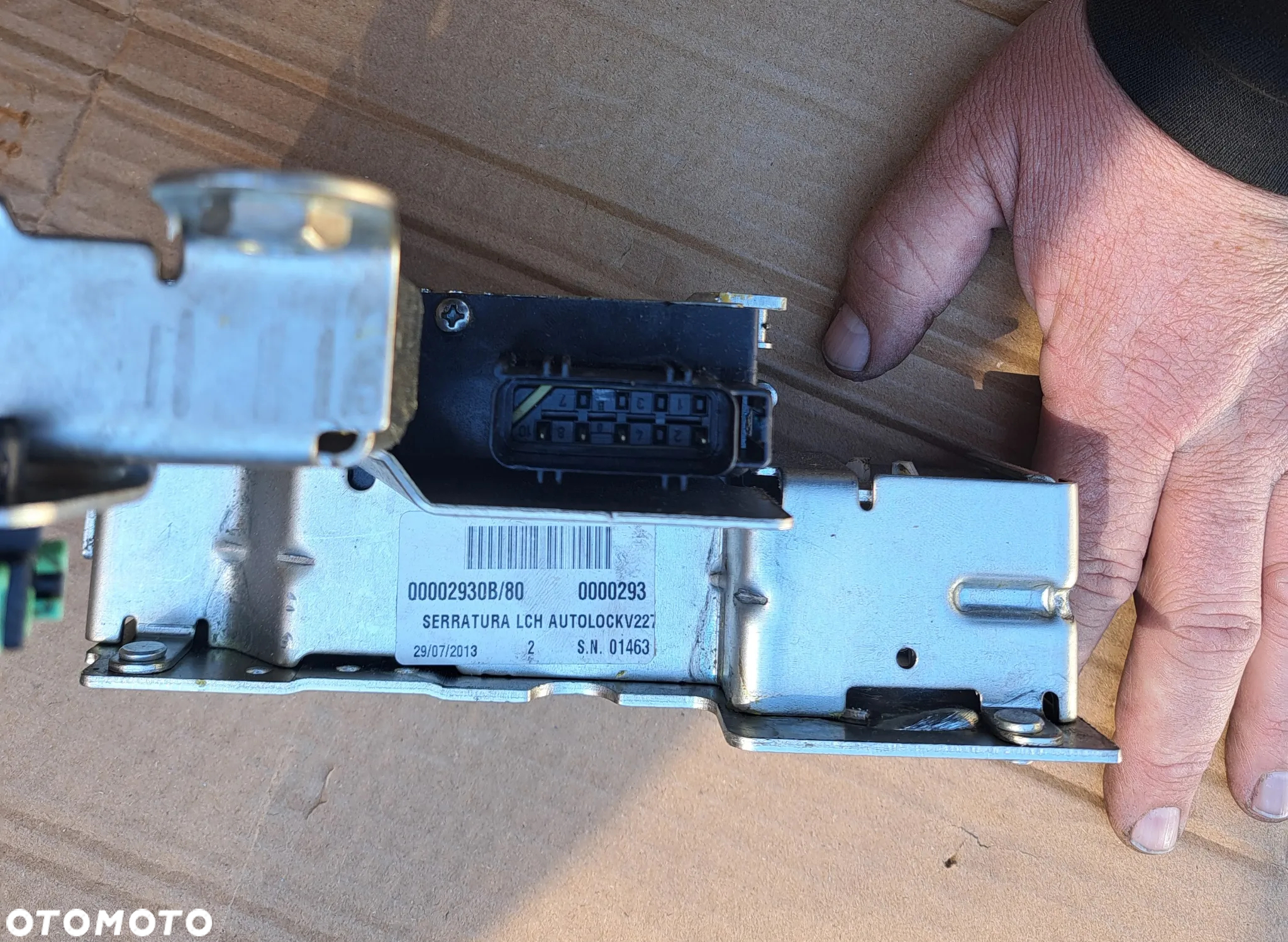 Zamek klapy drzwi tył tylnej Ford Transit Connect I 1373635 2T1V-V43288-AD - 5