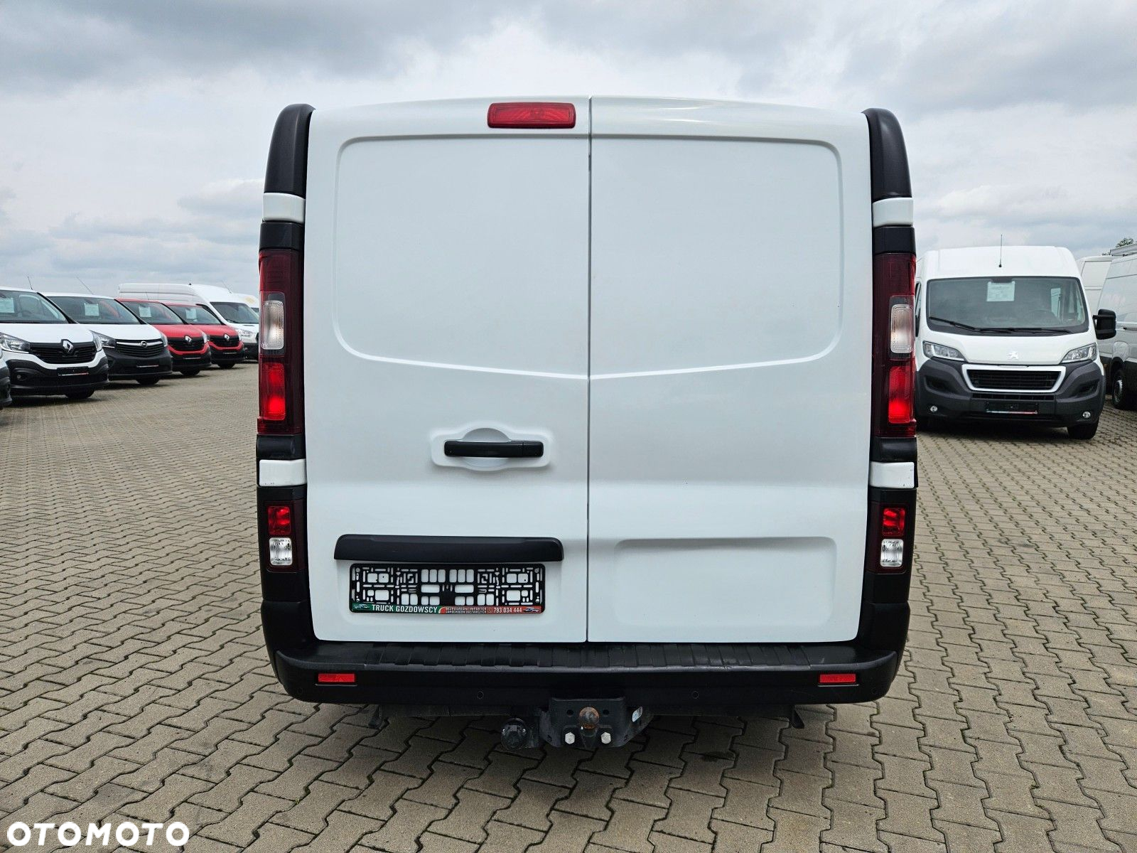 Renault Trafic Long *59900zł NETTO* Brygadówka 6 osób 1,6dCi/120KM - 10