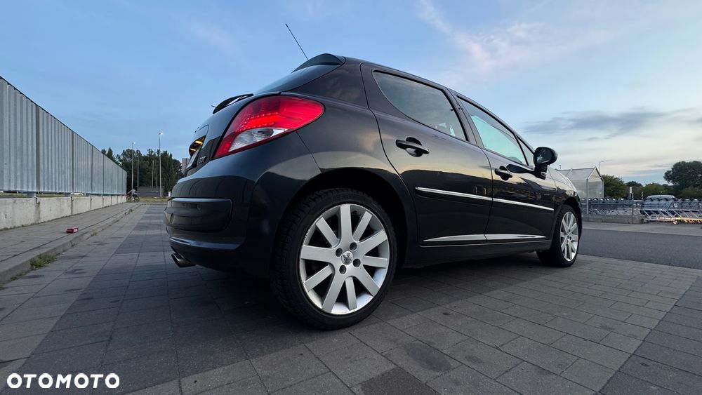 Peugeot 207 1.6 Premium - 4