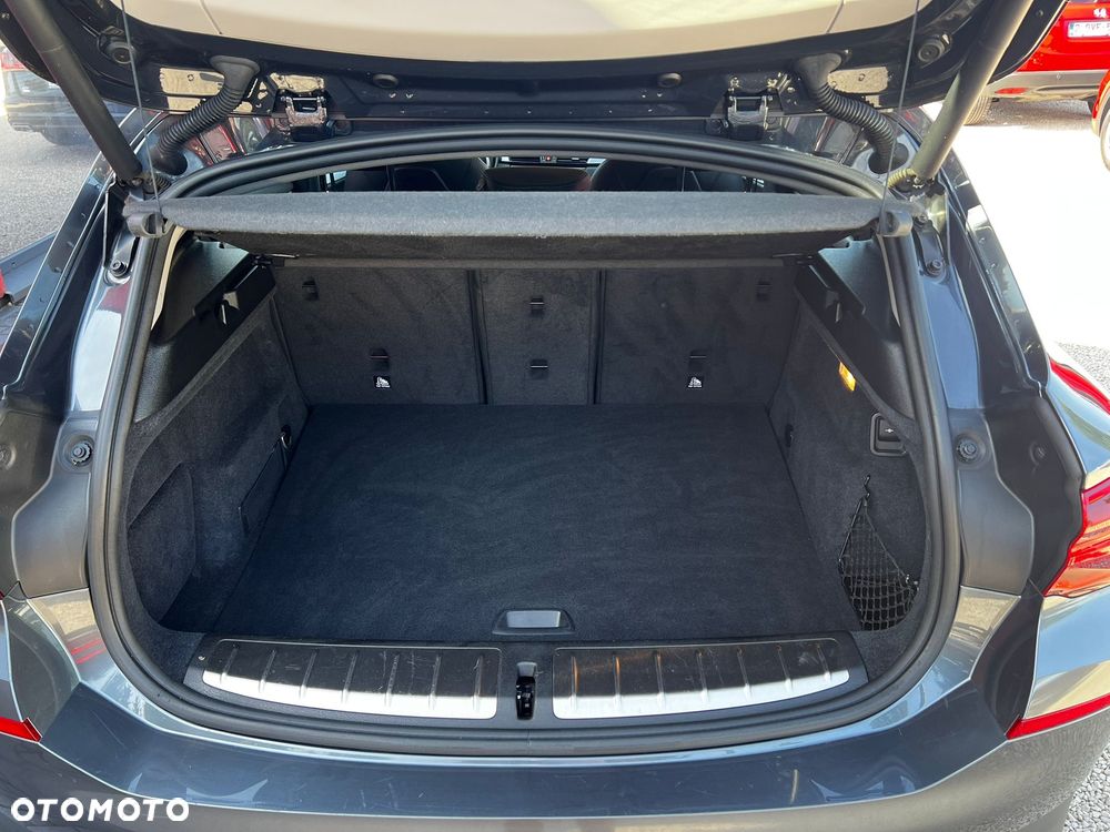 BMW X2 sDrive18i Advantage Plus - 31