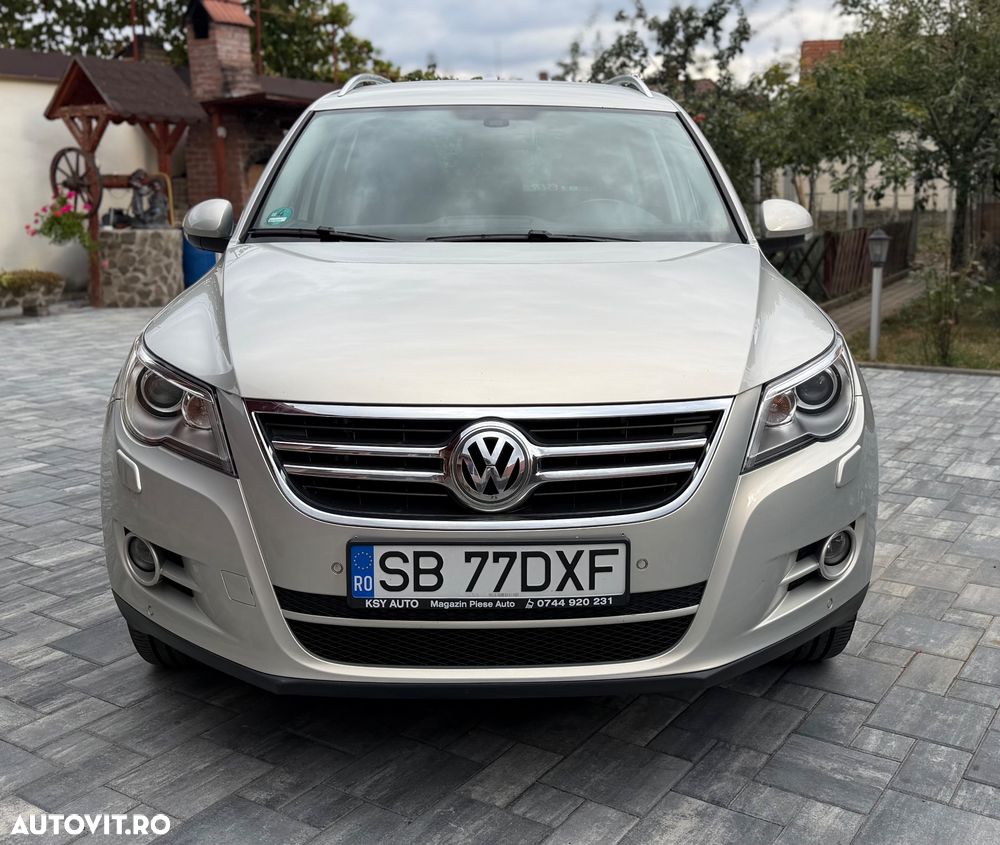 Volkswagen Tiguan - 2