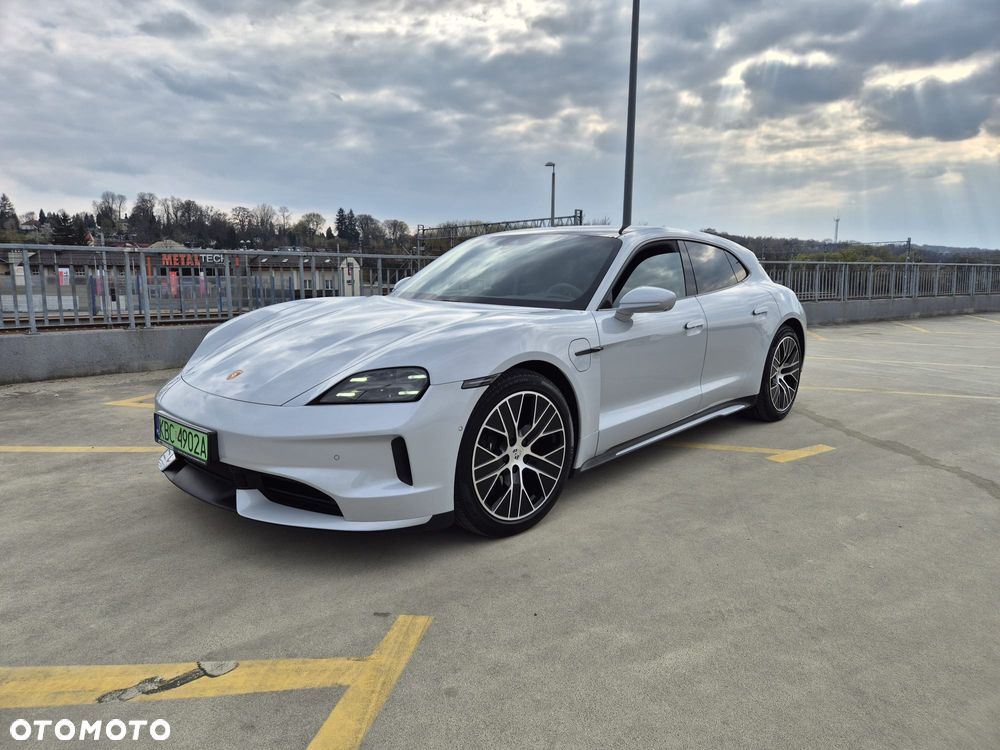 Porsche Taycan Sport Performancebatterie Plus - 19