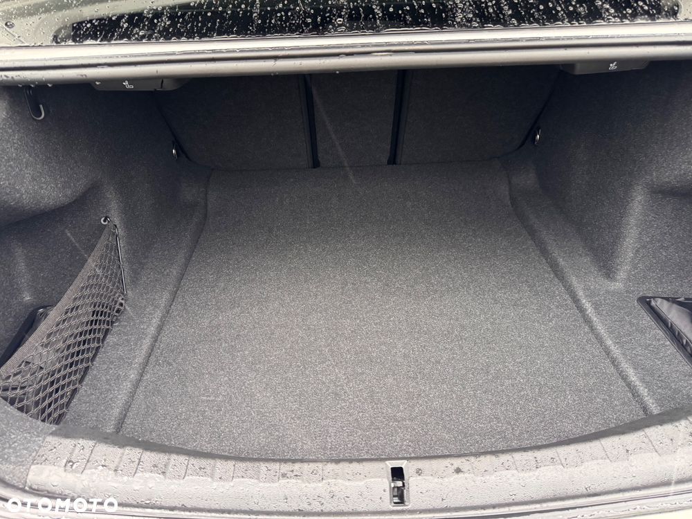 BMW Seria 3 320d xDrive mHEV M Sport sport - 17