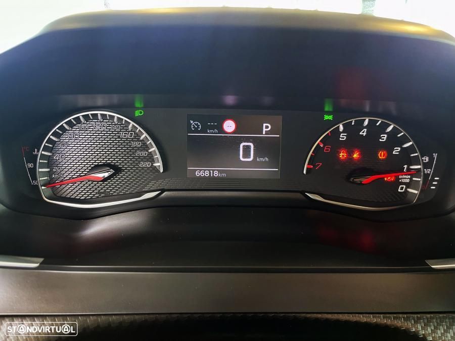 Peugeot 2008 1.2 PureTech Active Pack EAT8 - 13