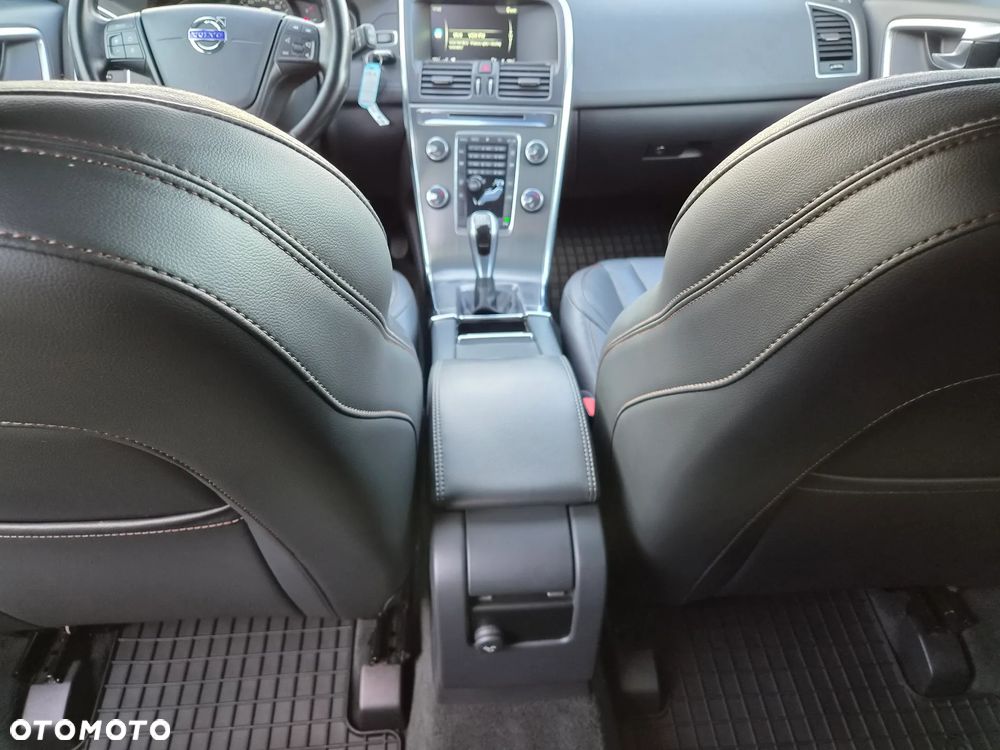 Volvo XC 60 D3 Summum - 12