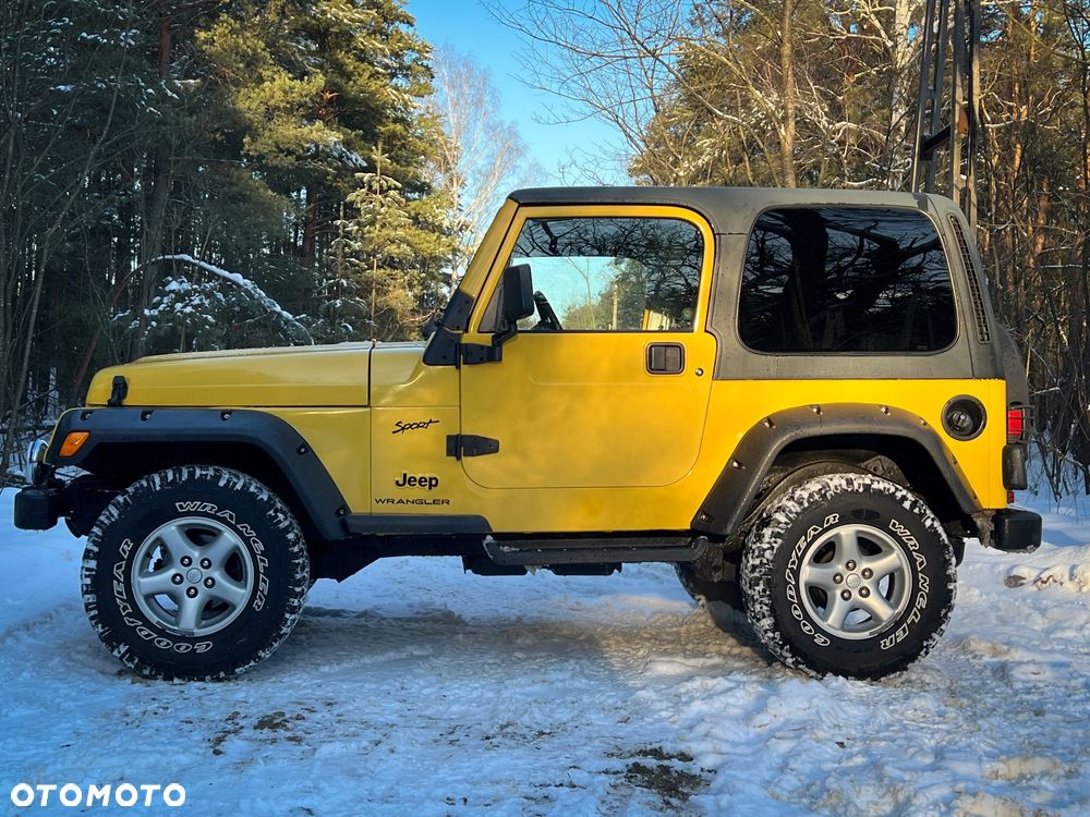Jeep Wrangler - 15
